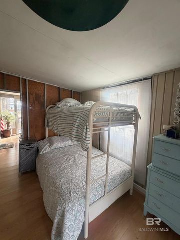 535 Buena Vista Drive, Lillian, AL 36549