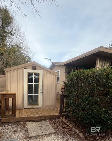 535 Buena Vista Drive, Lillian, AL 36549