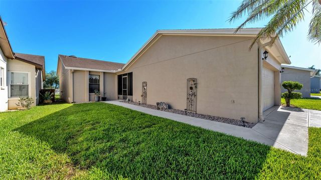 3986 JACLYNS JETTY, Winter Haven, FL 33884