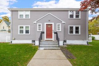 62-64 Rowe Street B, Newton, MA 02466