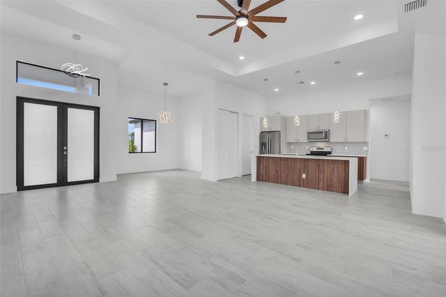 15401 AQUA CIRCLE, Port Charlotte, FL 33981