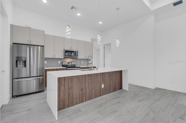 15401 AQUA CIRCLE, Port Charlotte, FL 33981