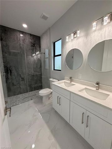 4875 EVERGLADES BLVD N, Naples, FL 34120