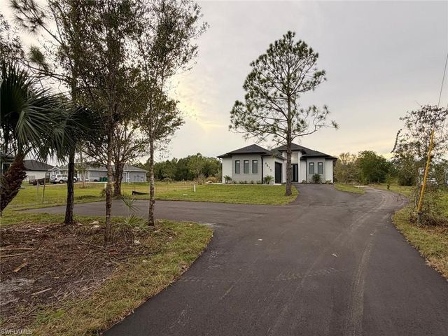 4875 EVERGLADES BLVD N, Naples, FL 34120