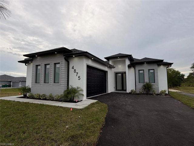 4875 EVERGLADES BLVD N, Naples, FL 34120