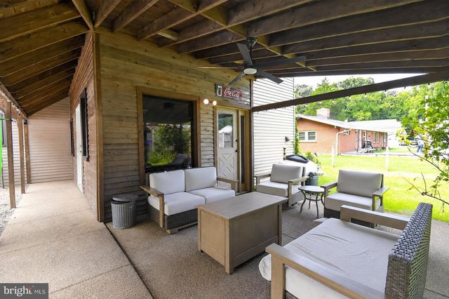1704 MARYLAND AVE, Shady Side, MD 20764