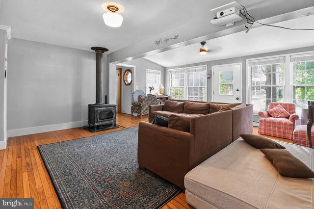 1704 MARYLAND AVE, Shady Side, MD 20764