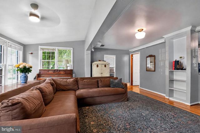 1704 MARYLAND AVE, Shady Side, MD 20764