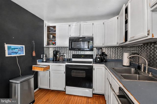 1704 MARYLAND AVE, Shady Side, MD 20764