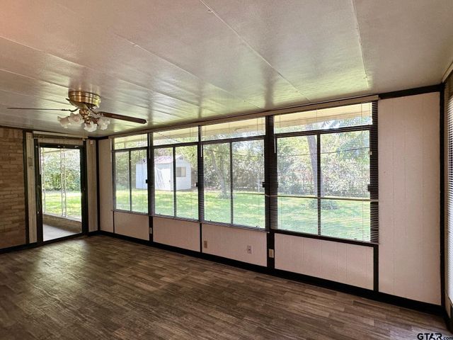 2020 Elgem St, Tyler, TX 75701