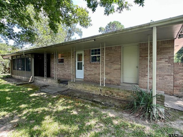 2020 Elgem St, Tyler, TX 75701
