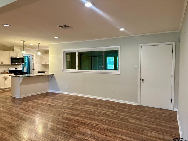 2020 Elgem St, Tyler, TX 75701