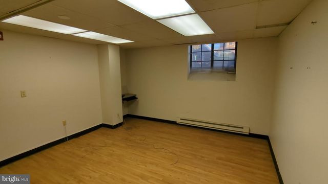 400 N BROAD ST, Lansdale, PA 19446