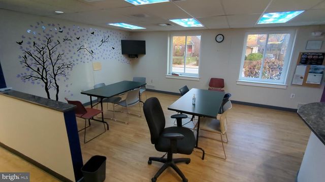 400 N BROAD ST, Lansdale, PA 19446