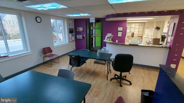 400 N BROAD ST, Lansdale, PA 19446