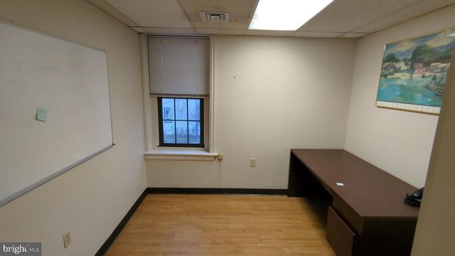 400 N BROAD ST, Lansdale, PA 19446