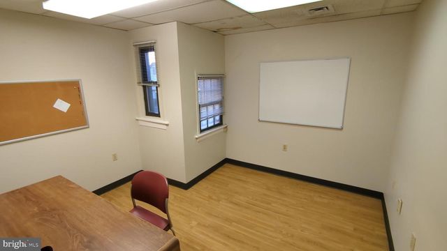 400 N BROAD ST, Lansdale, PA 19446