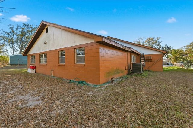 111 SUNSET DRIVE E, Winter Haven, FL 33881