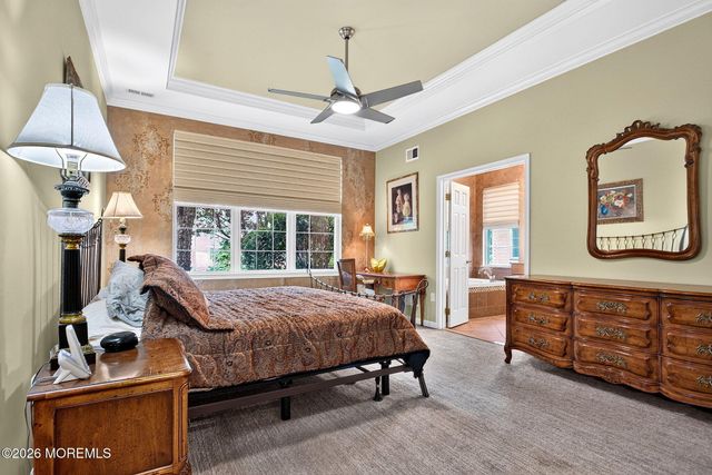 14 Crooked Stick Place, Monroe, NJ 08831