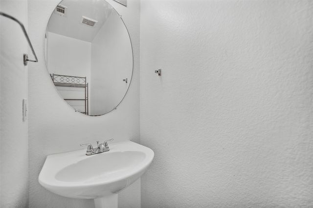4021 CARGILL DR, Round Rock, TX 78681
