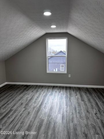 15 Luke St, Clarkson, KY 42726