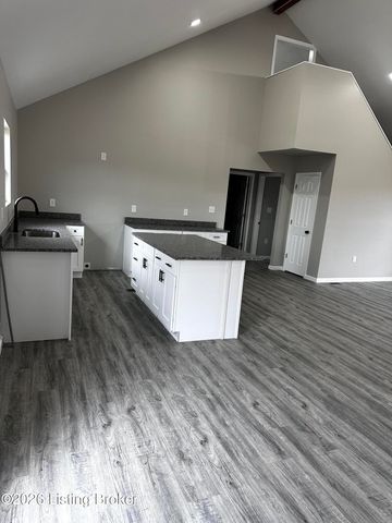 15 Luke St, Clarkson, KY 42726