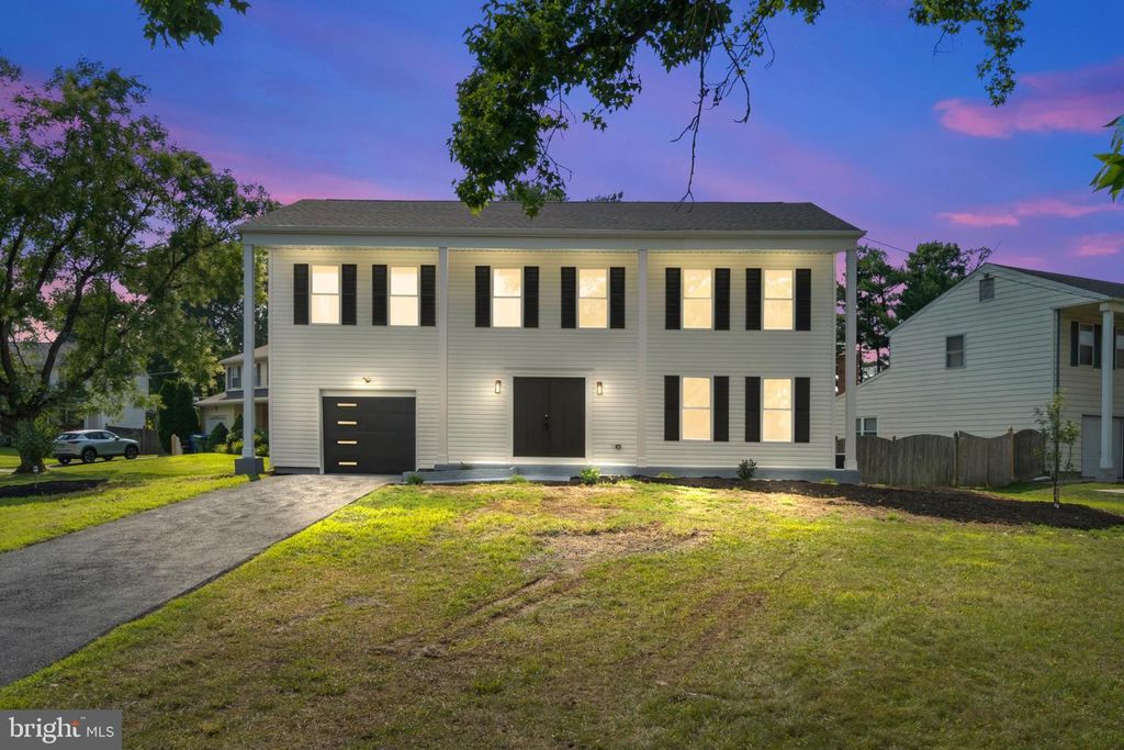319 MIMOSA DR, Cherry Hill, NJ 08003