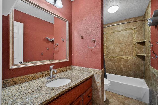 4018 55th Street, Des Moines, IA 50310