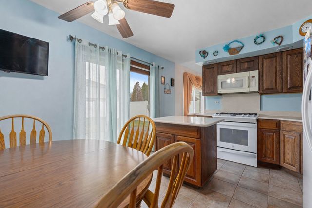 1124 N Anvil Court, Addison, IL 60101