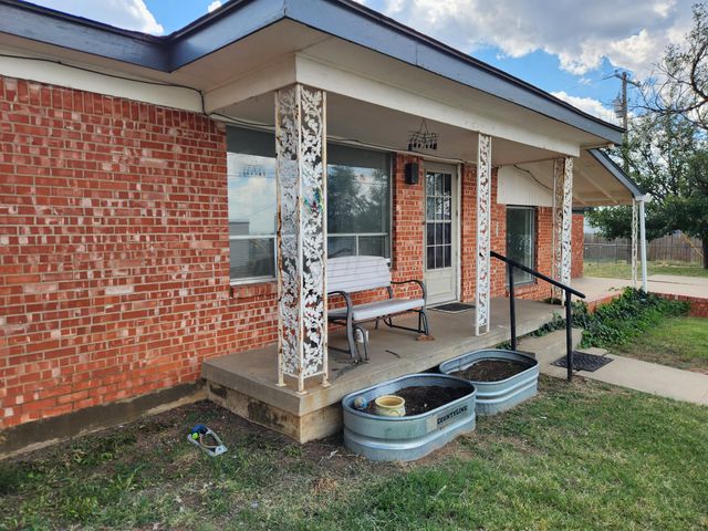 411 N PROSPECT Street, Amarillo, TX 79106