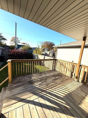 10952 S Avenue E, Chicago, IL 60617