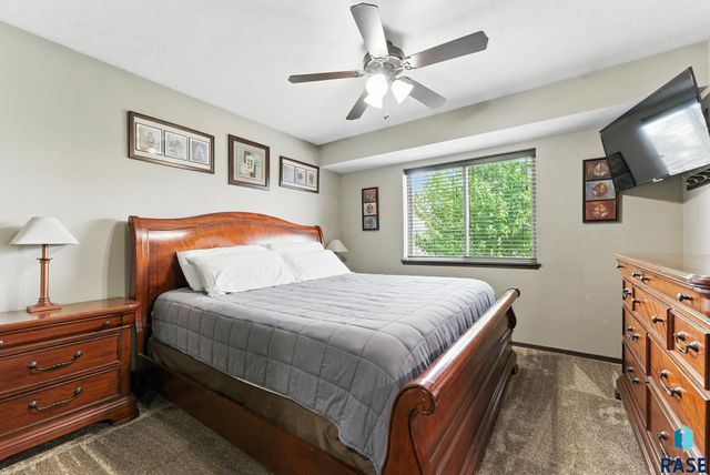 4612 S Tribbey Trl, Sioux Falls, SD 57106