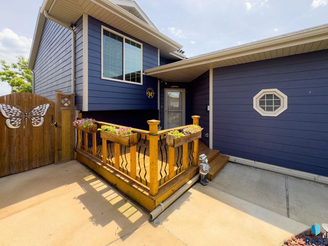 4612 S Tribbey Trl, Sioux Falls, SD 57106