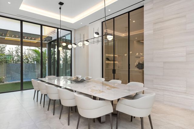 2415 Casa De Marbella, Palm Beach Gardens, FL 33410