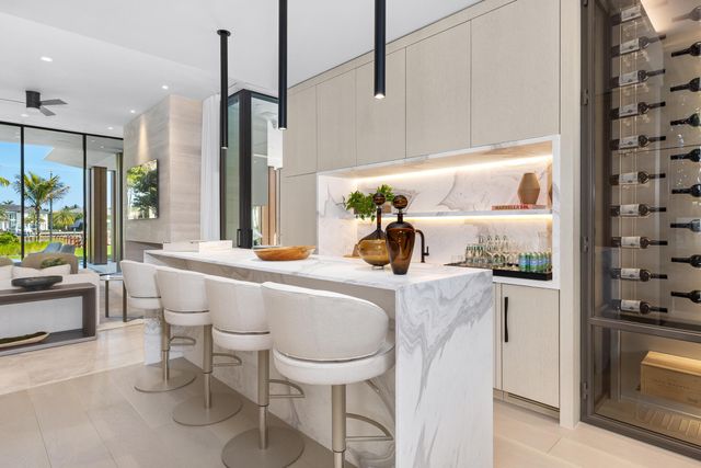 2415 Casa De Marbella, Palm Beach Gardens, FL 33410