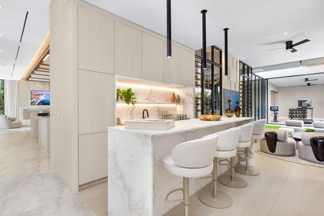 2415 Casa De Marbella, Palm Beach Gardens, FL 33410