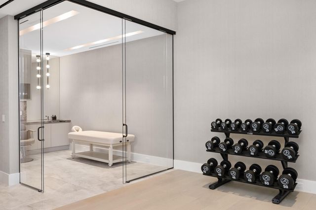 2415 Casa De Marbella, Palm Beach Gardens, FL 33410