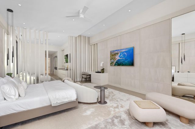 2415 Casa De Marbella, Palm Beach Gardens, FL 33410