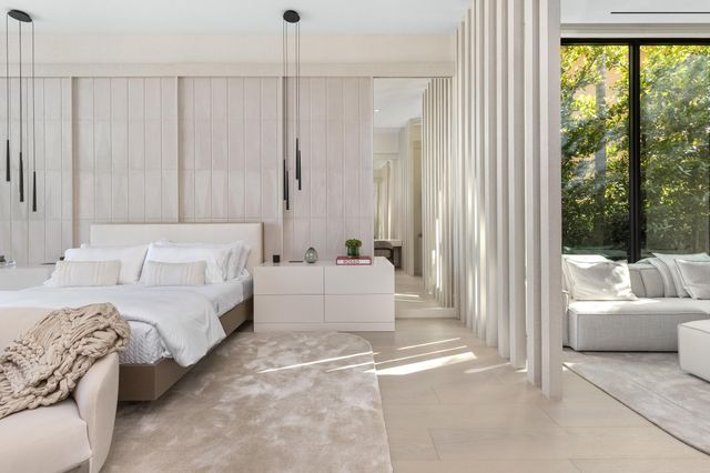 2415 Casa De Marbella, Palm Beach Gardens, FL 33410