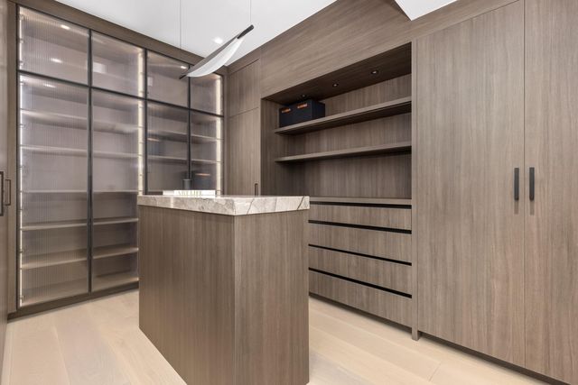 2415 Casa De Marbella, Palm Beach Gardens, FL 33410