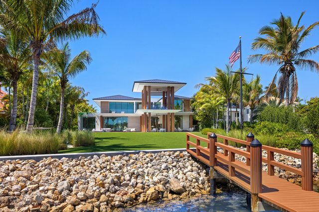 2415 Casa De Marbella, Palm Beach Gardens, FL 33410