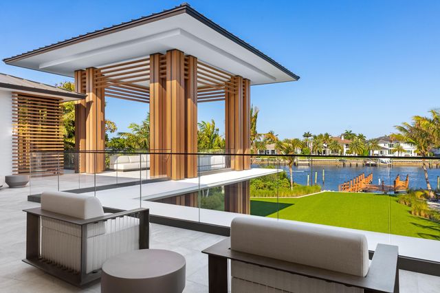 2415 Casa De Marbella, Palm Beach Gardens, FL 33410