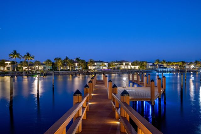 2415 Casa De Marbella, Palm Beach Gardens, FL 33410