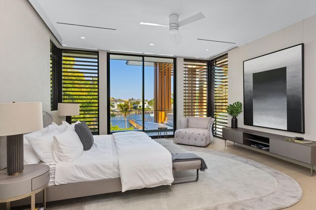 2415 Casa De Marbella, Palm Beach Gardens, FL 33410