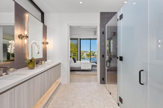 2415 Casa De Marbella, Palm Beach Gardens, FL 33410