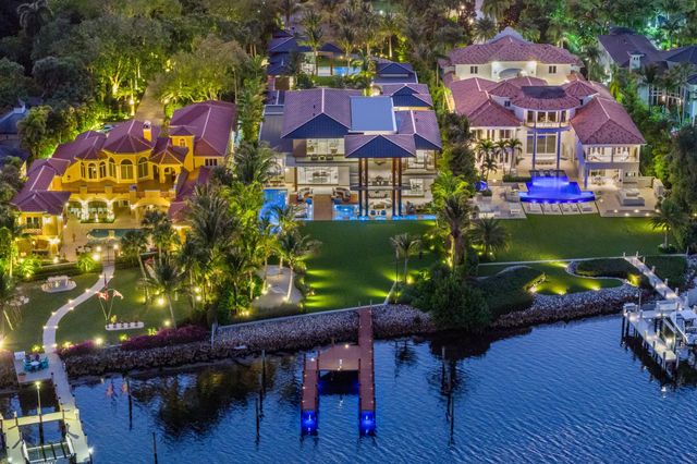 2415 Casa De Marbella, Palm Beach Gardens, FL 33410