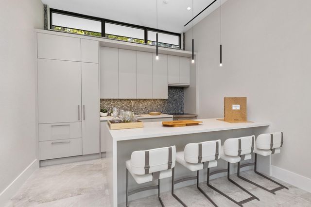 2415 Casa De Marbella, Palm Beach Gardens, FL 33410