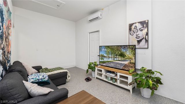 4571 22nd ST NE, Naples, FL 34120