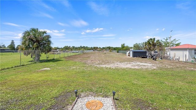 4571 22nd ST NE, Naples, FL 34120