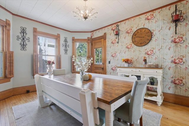 532 S Main Street, Janesville, WI 53545